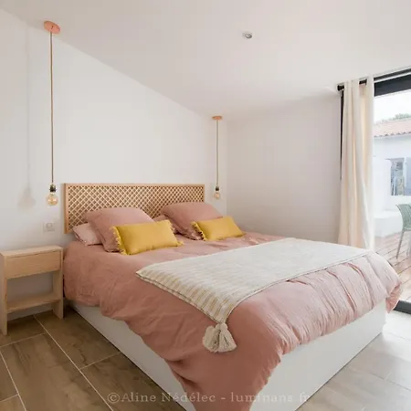 Holiday home Superbe Maison De Centre Bourg *